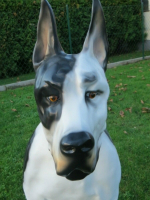 Lebensgrosse Deutsche Dogge Figur stehend 