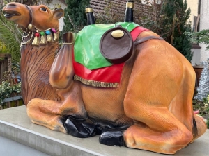 Deko Kamelfigur liegend, 90 cm lang 1