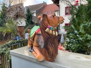 Deko Kamelfigur liegend, 90 cm lang 3