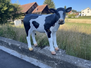 Deko Kalb lebensgross vorne 2