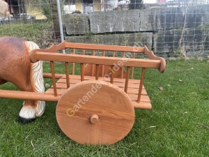 Gartenskulptur Pferd mit Wagen