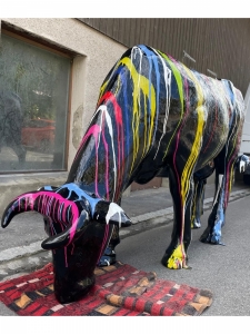 Design Kuhfigur lebensgross mit Autolack, für Garten, Werbung, Events 1