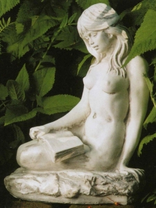 Klassische Gartenskulptur "Die Leserin", 32 cm hoch 3