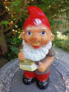 Maler- Gartenzwerg, 27 cm hoch 1