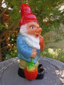 Gartenzwerg mit Kürbis, 27 cm hoch 5