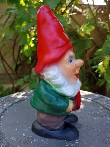 Gartenzwerg mit Laterne, 20 cm hoch 4