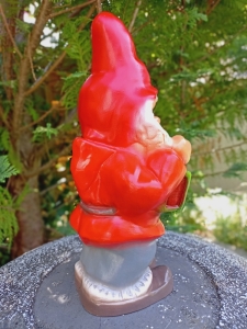 Gartenzwerg mit Laterne für Gartendeko, 36 cm 3