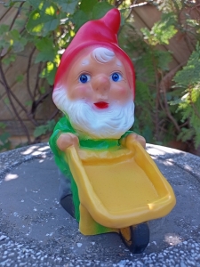 Gartenzwerg mit Schubkarre, 20 cm hoch 7