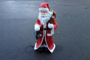 Grosser Deko Weihnachtsmann für draussen mit LED Beleuchtung solar, 105 cm hoch