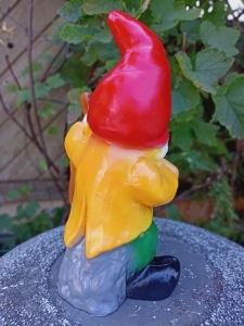 Musiker- Gartenzwerg mit Gitarre, 35 cm hoch 2