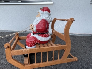 Weihnachtsschlitten mit Weihnachtsmann