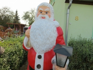 XXL Weihnachtsmann lebensgross 1