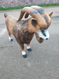 Grosse Ziegenbock Deko Figur für die Gartendeko, 90 cm hoch 5